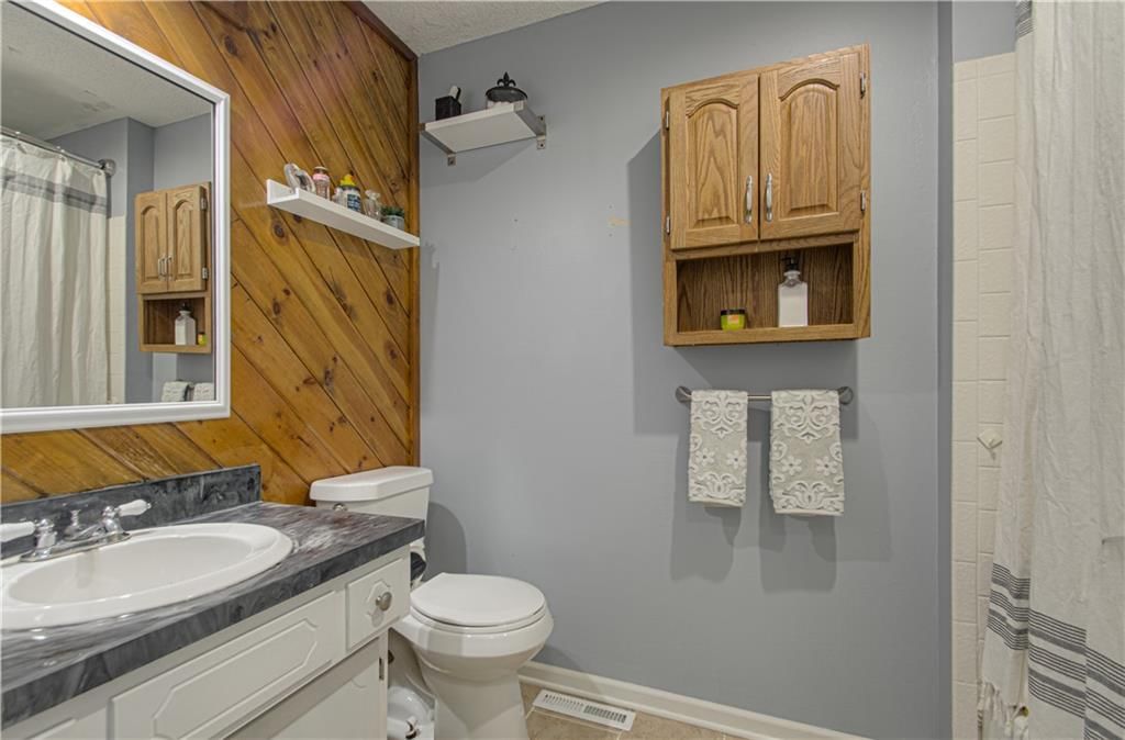 16112 W 124TH Circle — photo 15