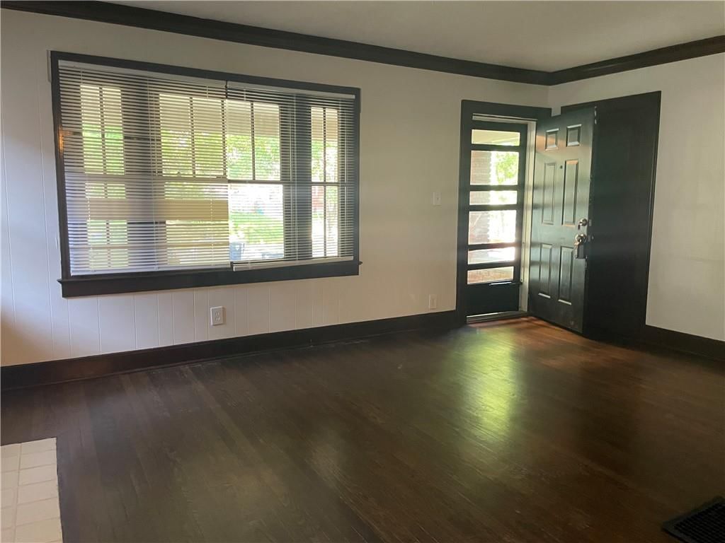5628 Park Avenue — photo 2
