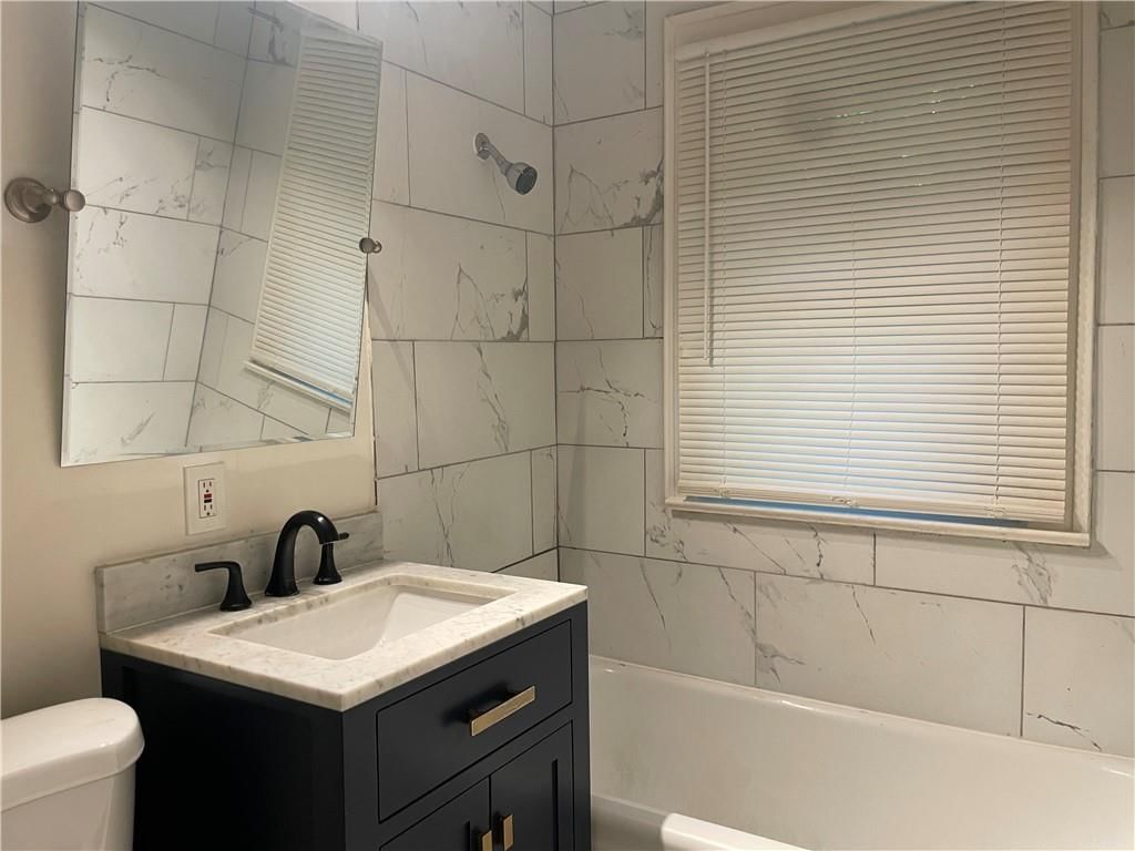5628 Park Avenue — photo 9