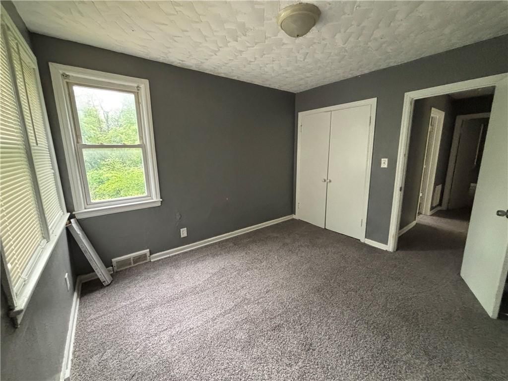 3212 E 59th Street — photo 12