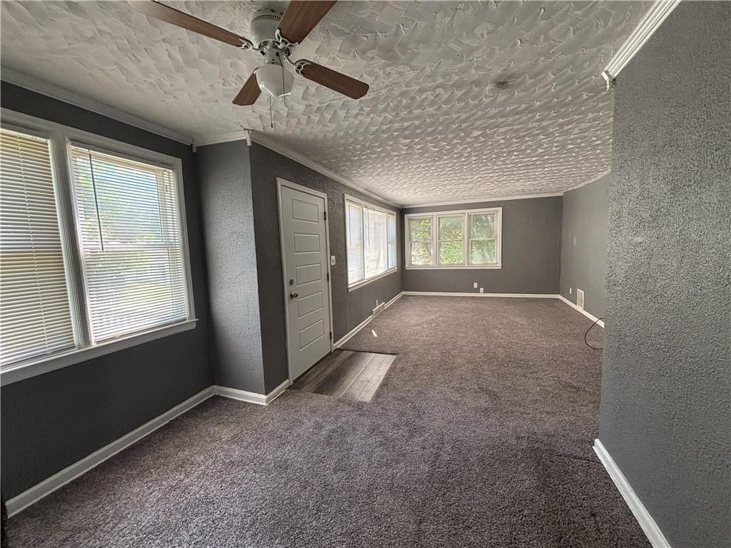 3212 E 59th Street — photo 5