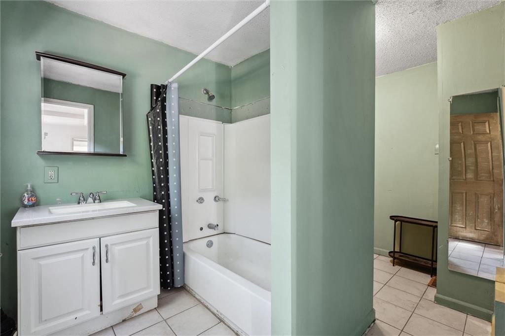3533 Virginia Avenue — photo 34