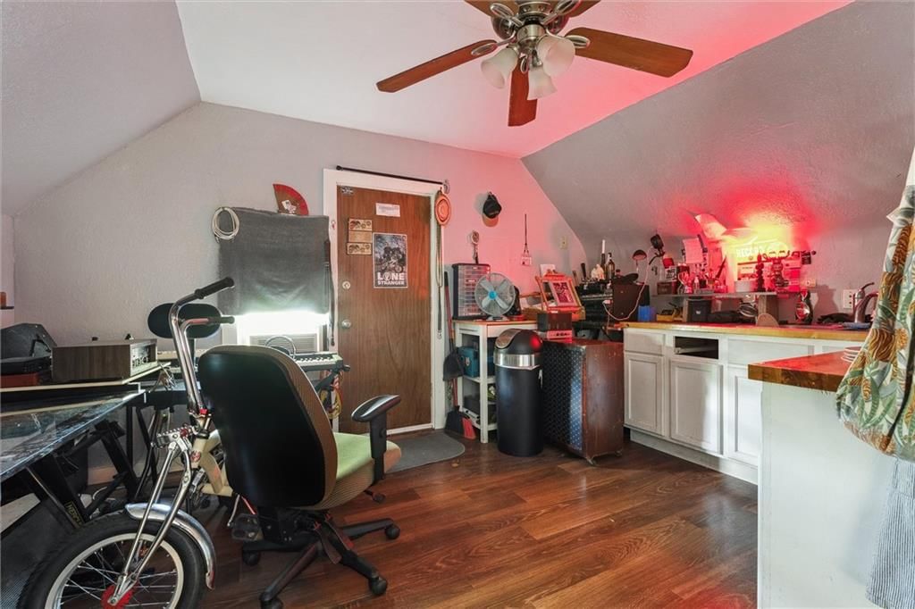 3533 Virginia Avenue — photo 36
