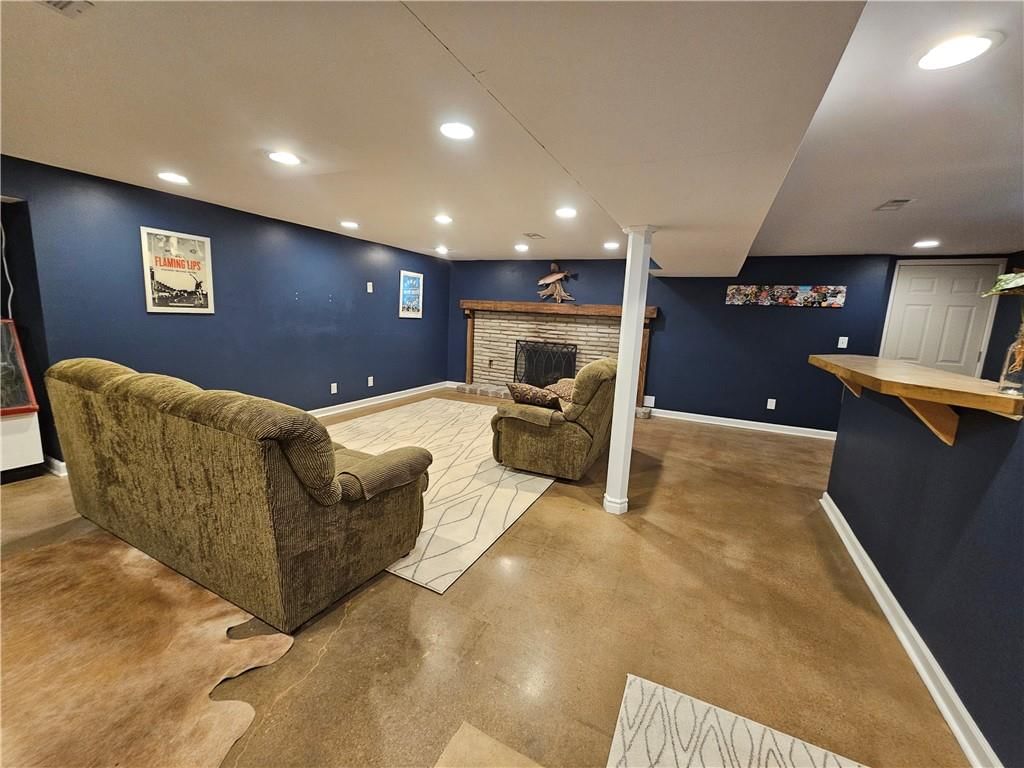 11306 E 45th Street — photo 43