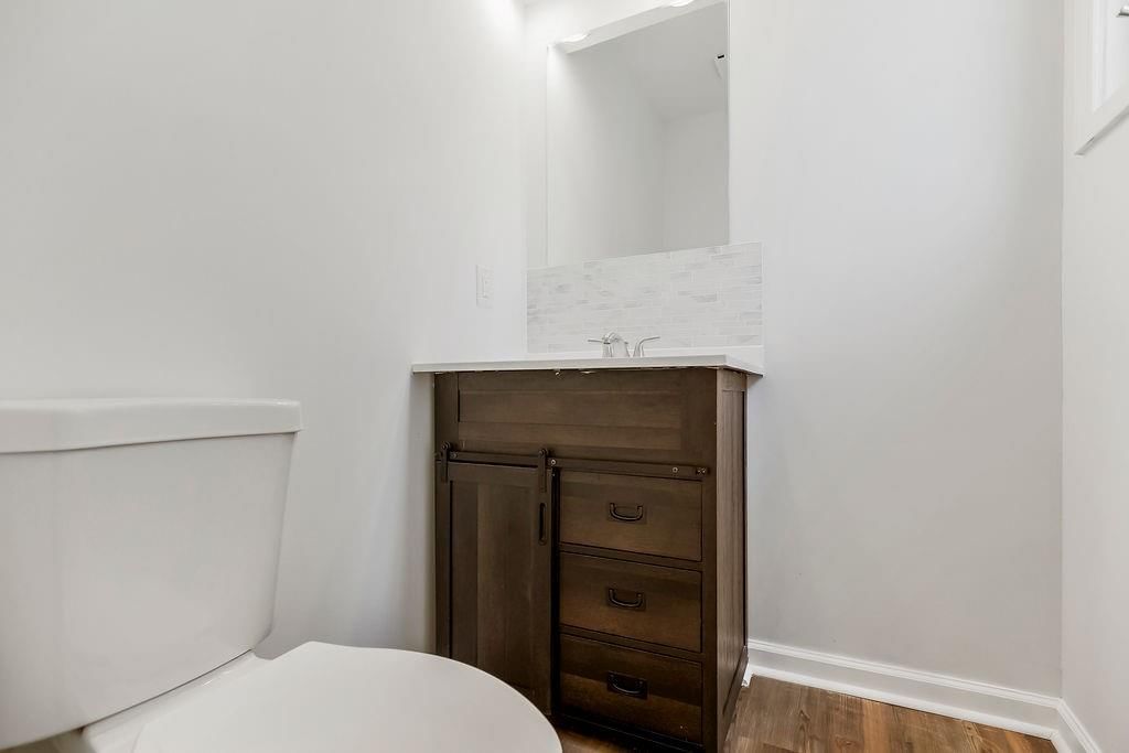 111 W Southside Boulevard — photo 12