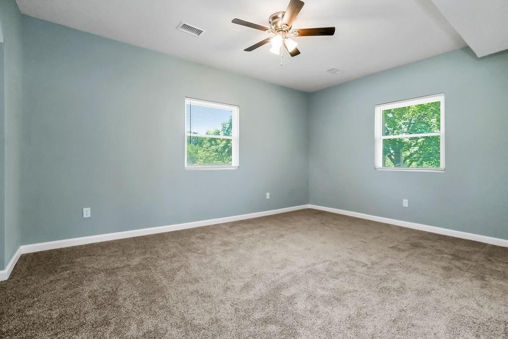 111 W Southside Boulevard — photo 15