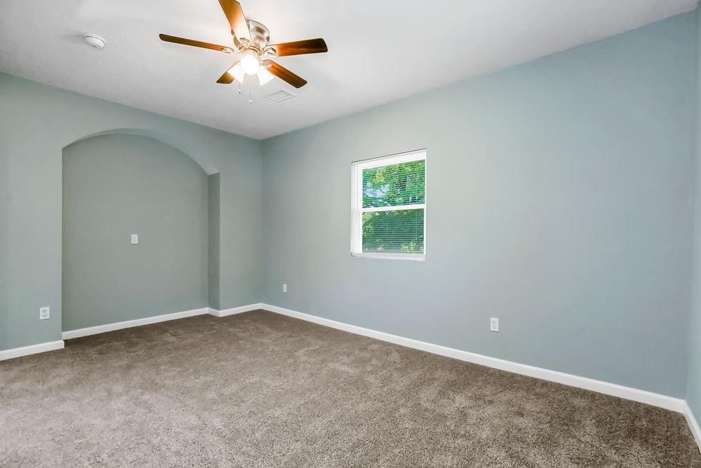 111 W Southside Boulevard — photo 18