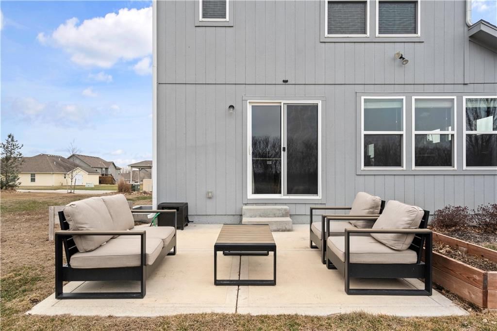 9212 SE 2ND Street — photo 35
