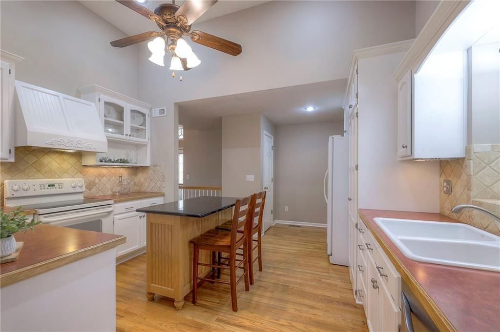 510 Oak Drive — photo 13