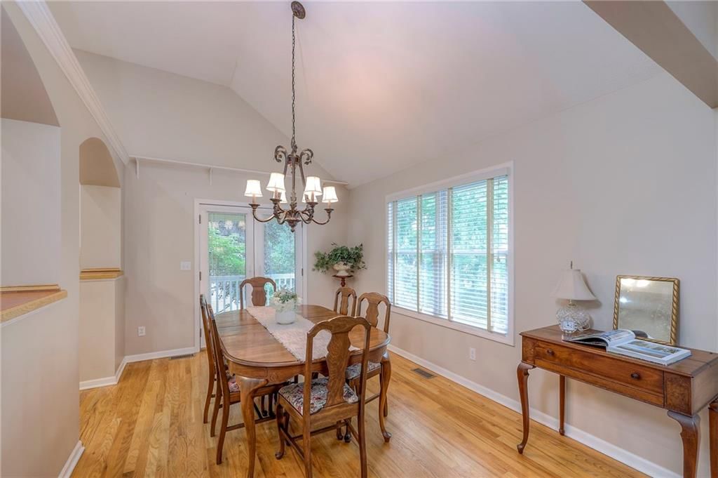 510 Oak Drive — photo 9