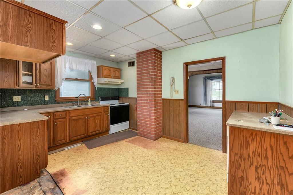 3121 & 3119 Saint Joseph Avenue — photo 13