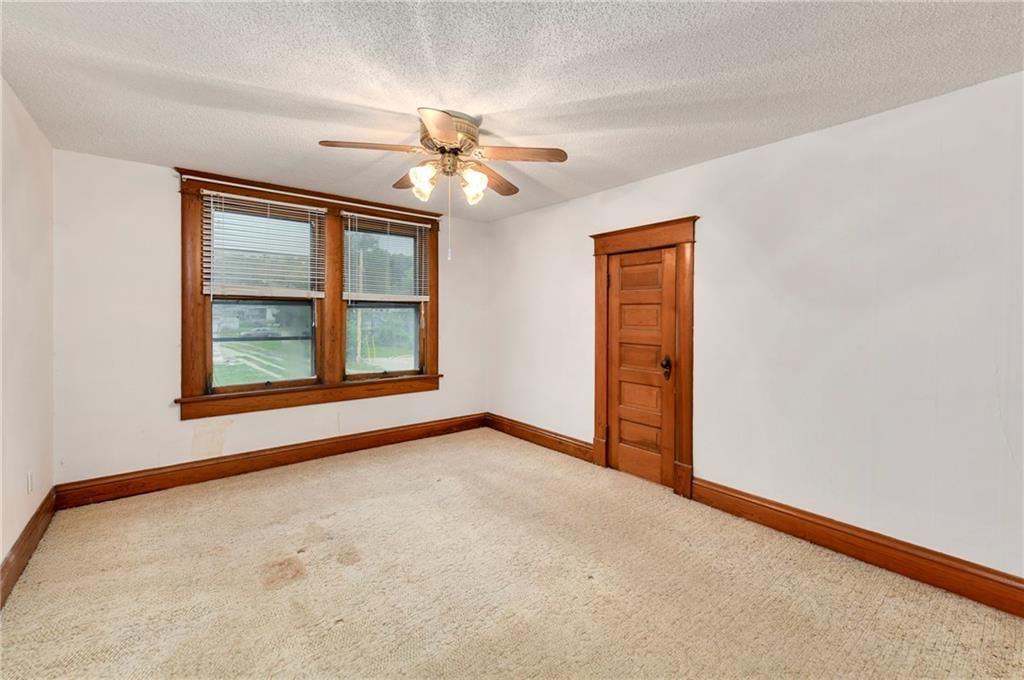 3121 & 3119 Saint Joseph Avenue — photo 20