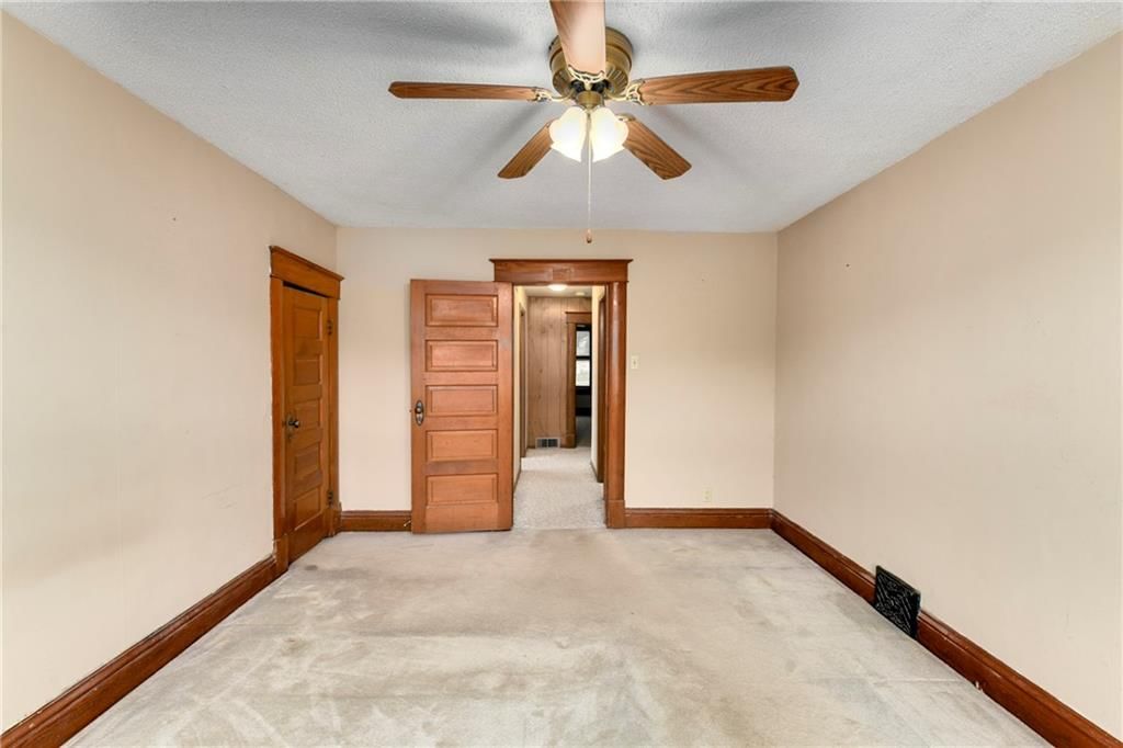 3121 & 3119 Saint Joseph Avenue — photo 24