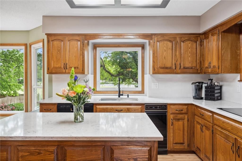 1471 E Orleans Drive — photo 13