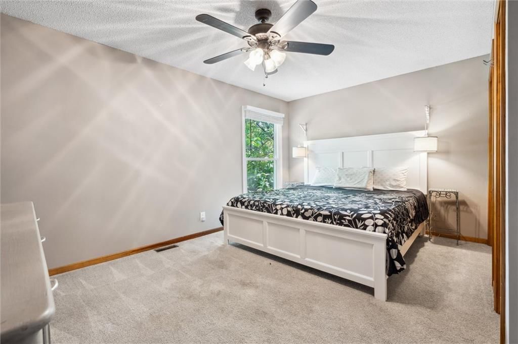 1471 E Orleans Drive — photo 23