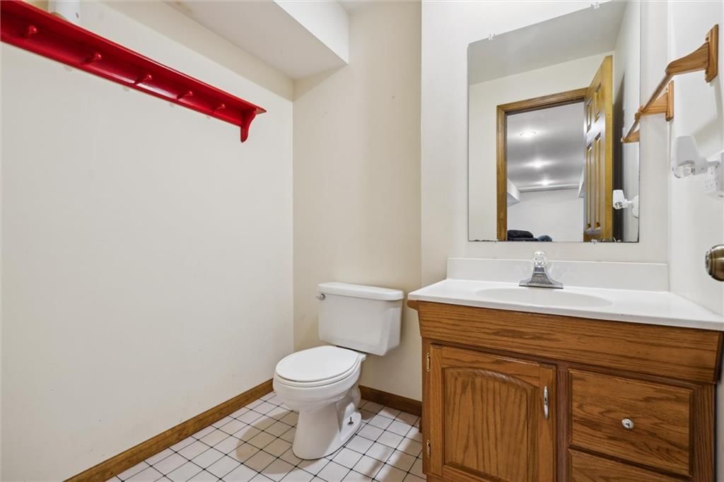 1471 E Orleans Drive — photo 30
