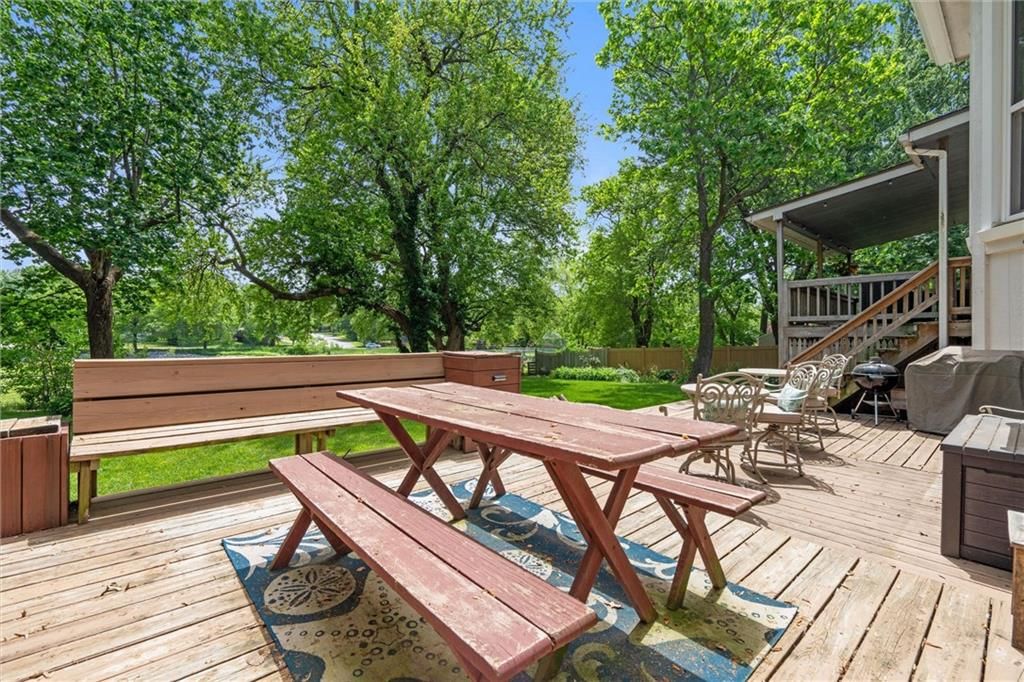 1471 E Orleans Drive — photo 34