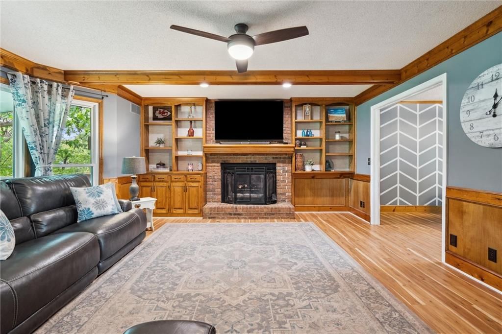 1471 E Orleans Drive — photo 6