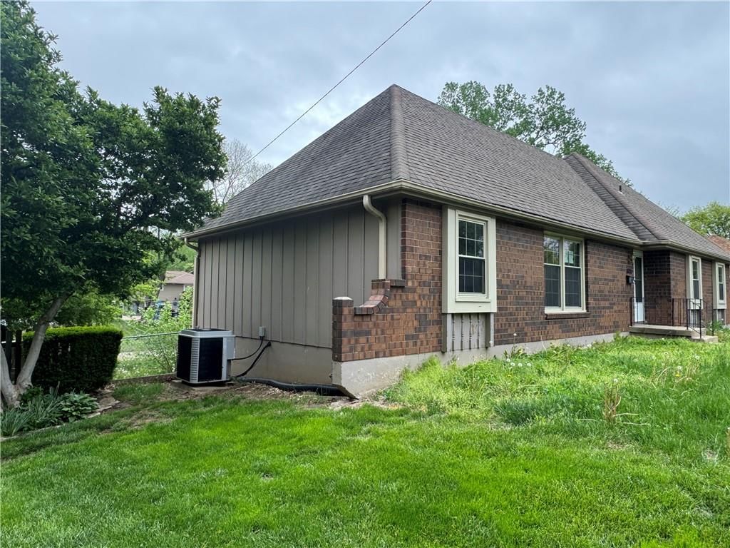 18000 E DAKOTA Drive — photo 3