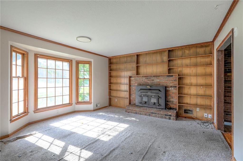 3601 S Hocker Avenue — photo 2