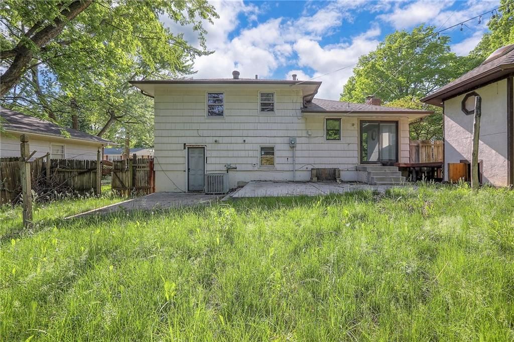 3601 S Hocker Avenue — photo 11