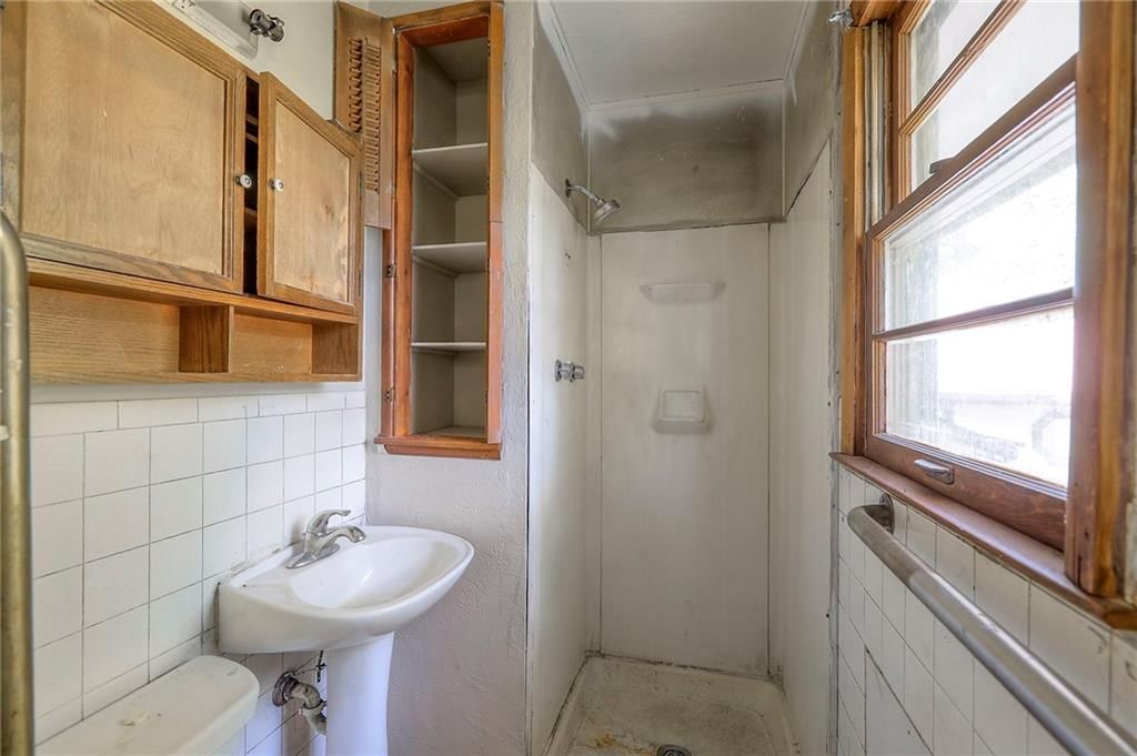 3601 S Hocker Avenue — photo 8