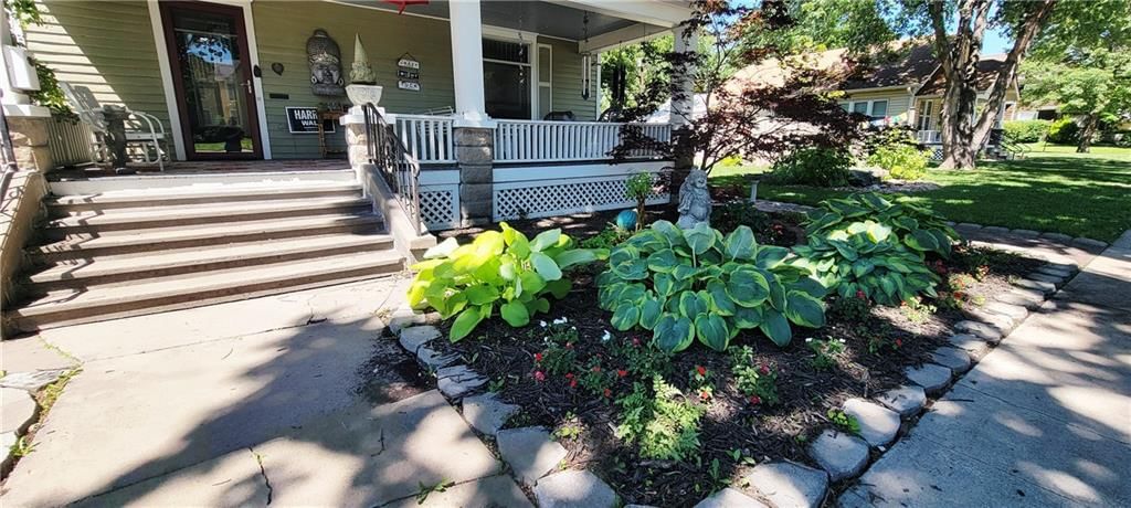 410 E Madison Avenue — photo 3
