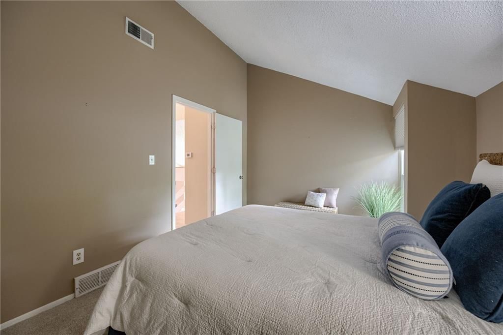 8028 Colony Lane — photo 17