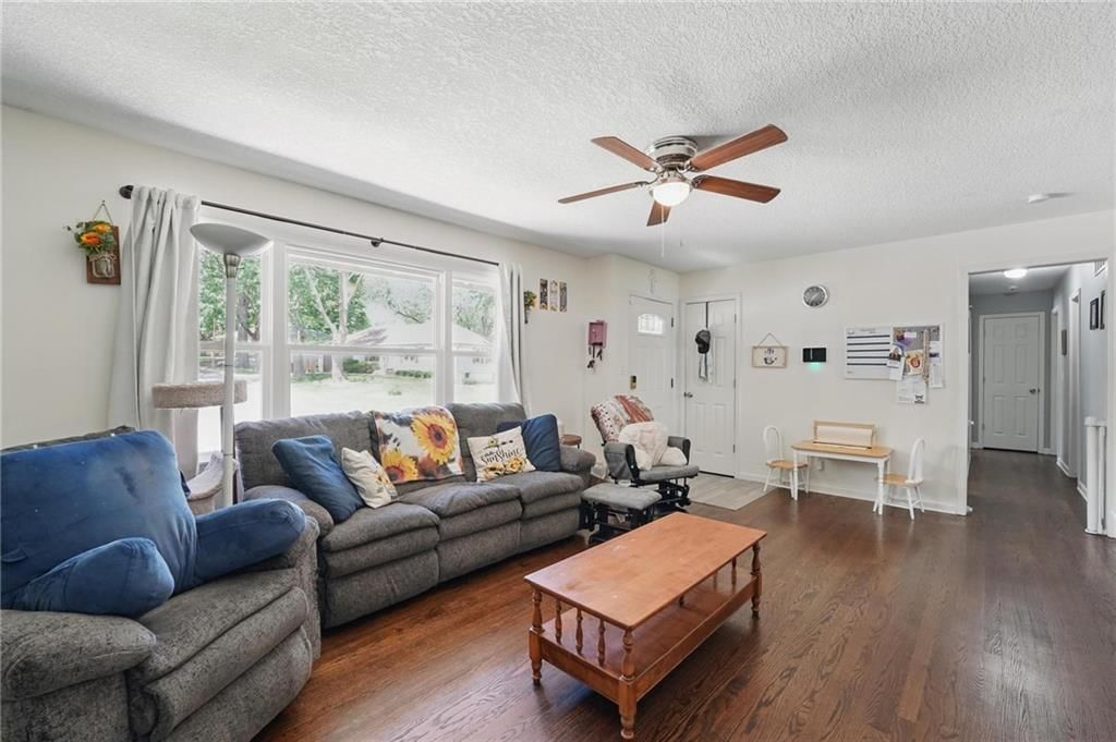 10621 E 32nd Street — photo 11