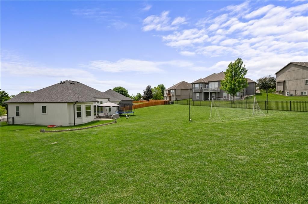 10916 S Barker Road — photo 35