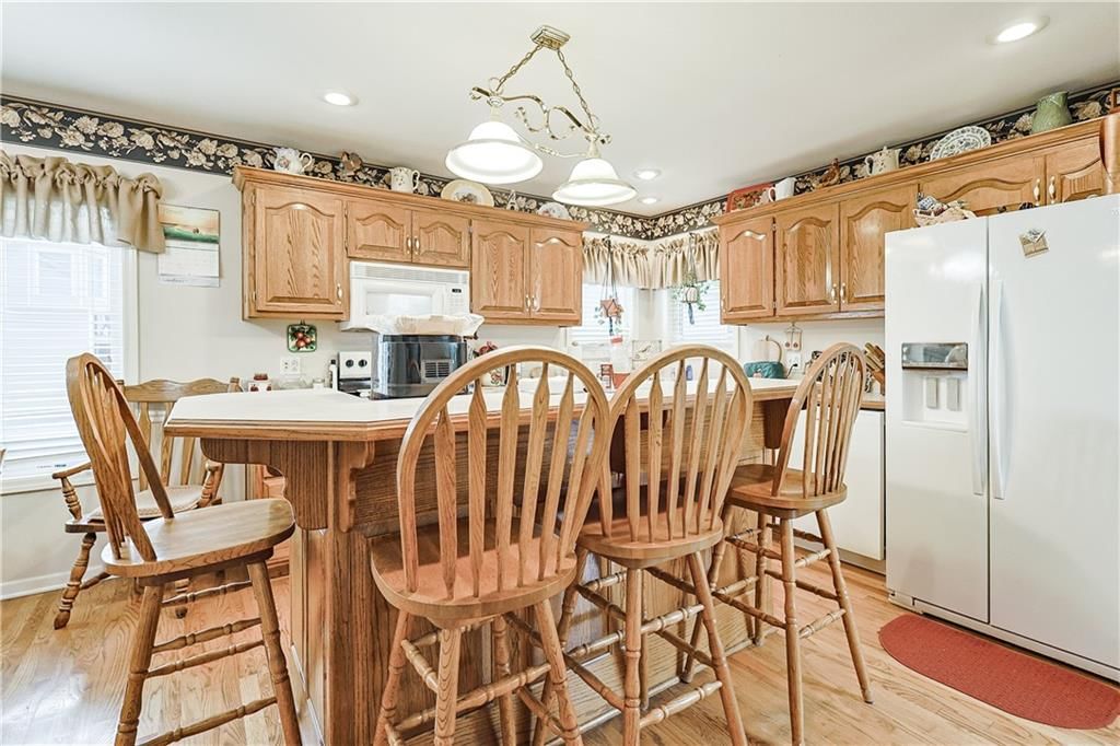 5212 Stoneridge Drive — photo 12