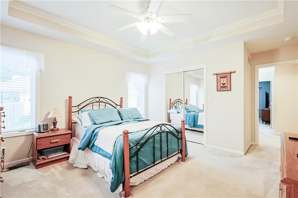 5212 Stoneridge Drive — photo 18