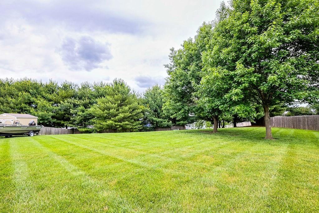 5212 Stoneridge Drive — photo 35