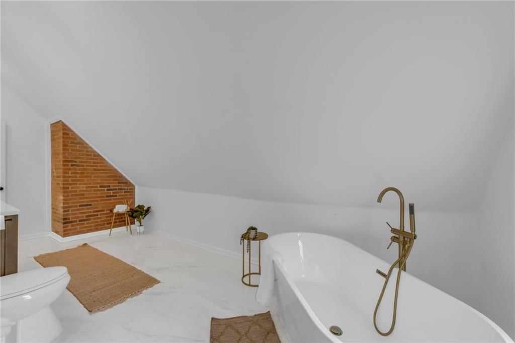 706 W Cedar Street — photo 24