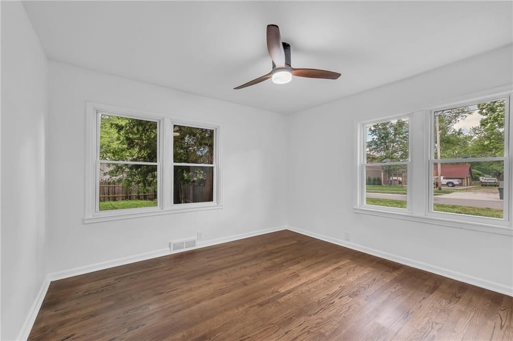 706 W Cedar Street — photo 33