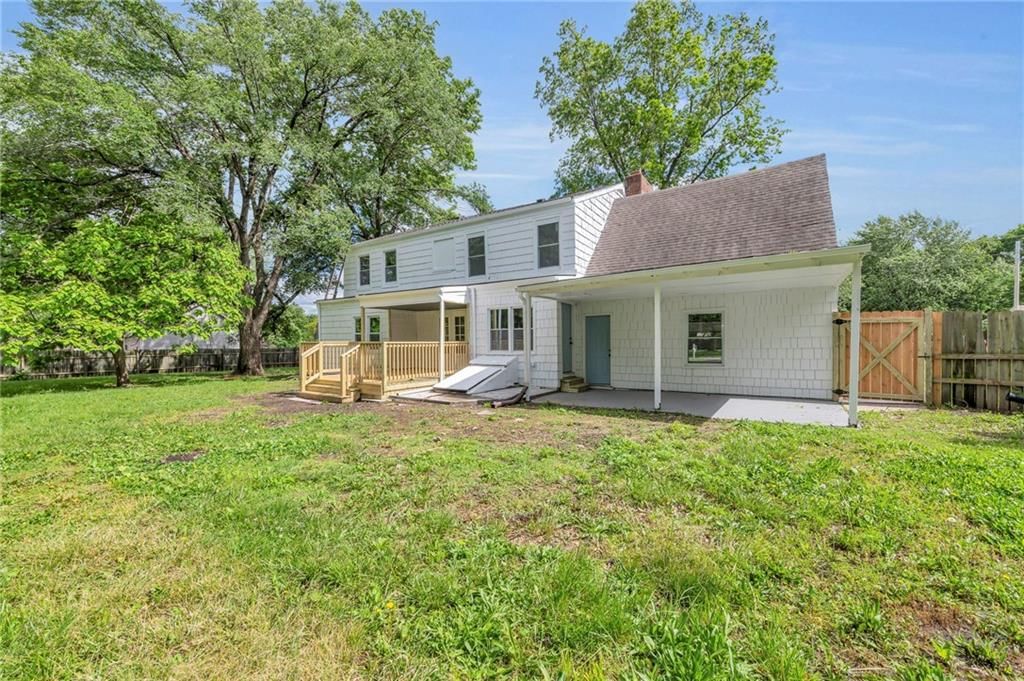 706 W Cedar Street — photo 42