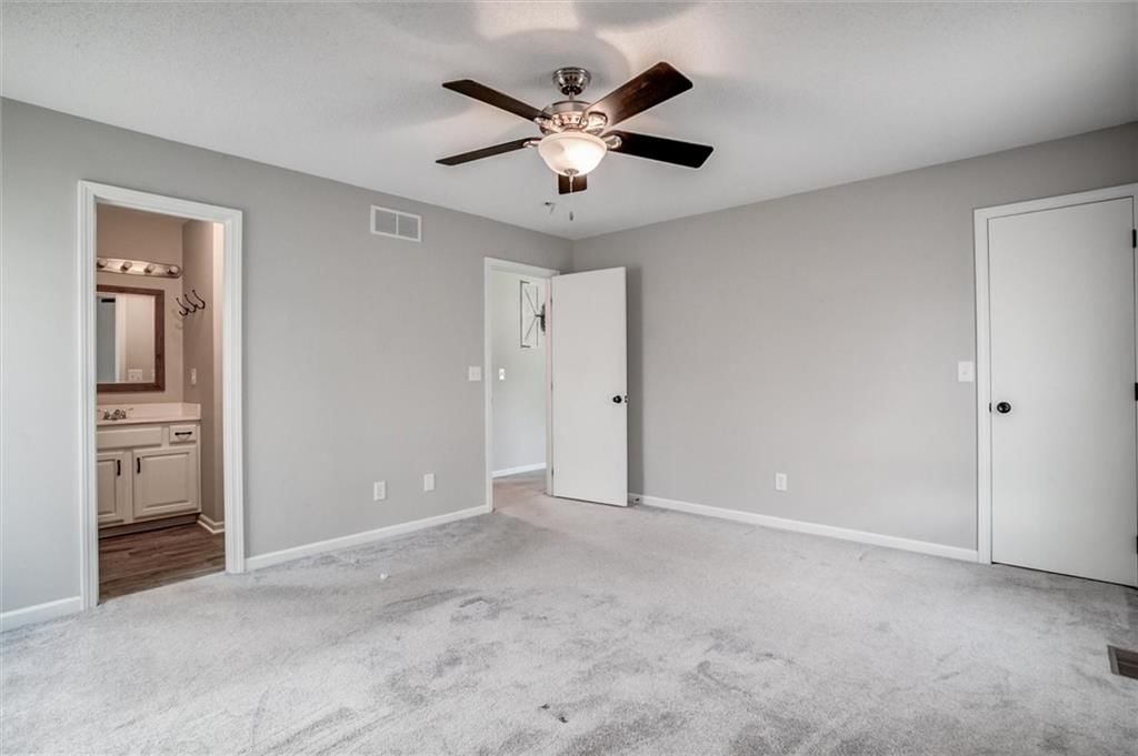 113 N Elm Street — photo 11