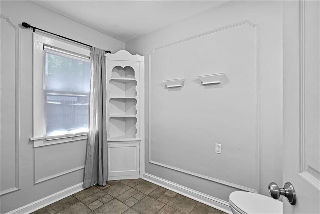 7224 Ward Parkway — photo 14