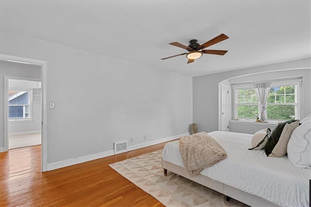 7224 Ward Parkway — photo 20