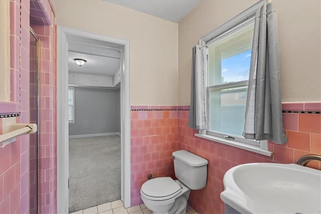7224 Ward Parkway — photo 26