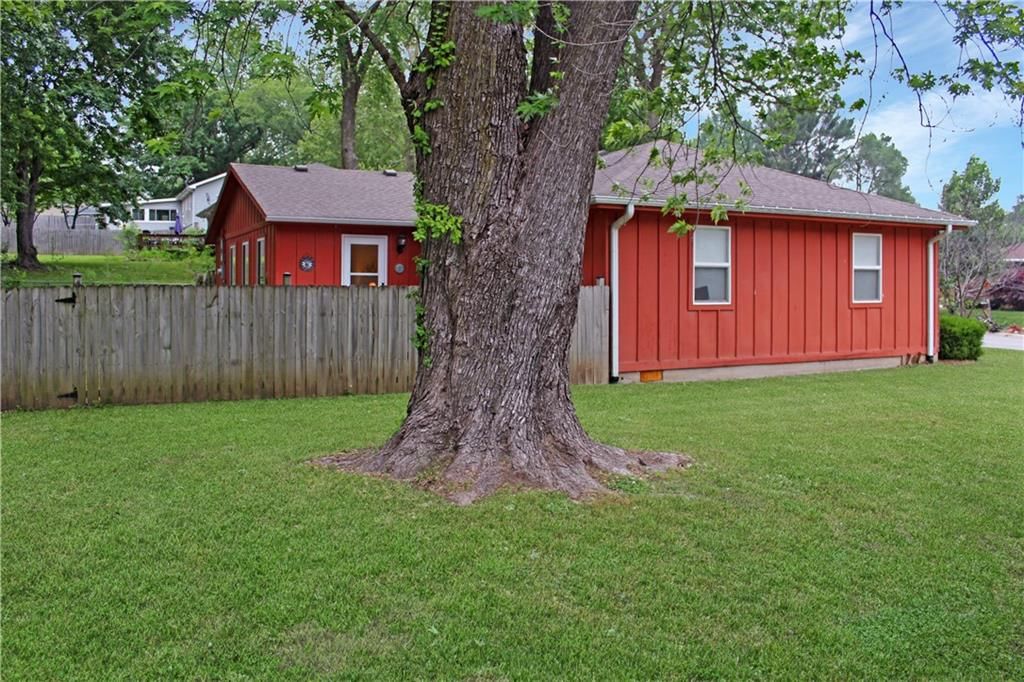 2516 Heather Lane — photo 19