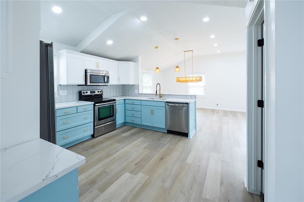 4908 W 77TH Street — photo 23