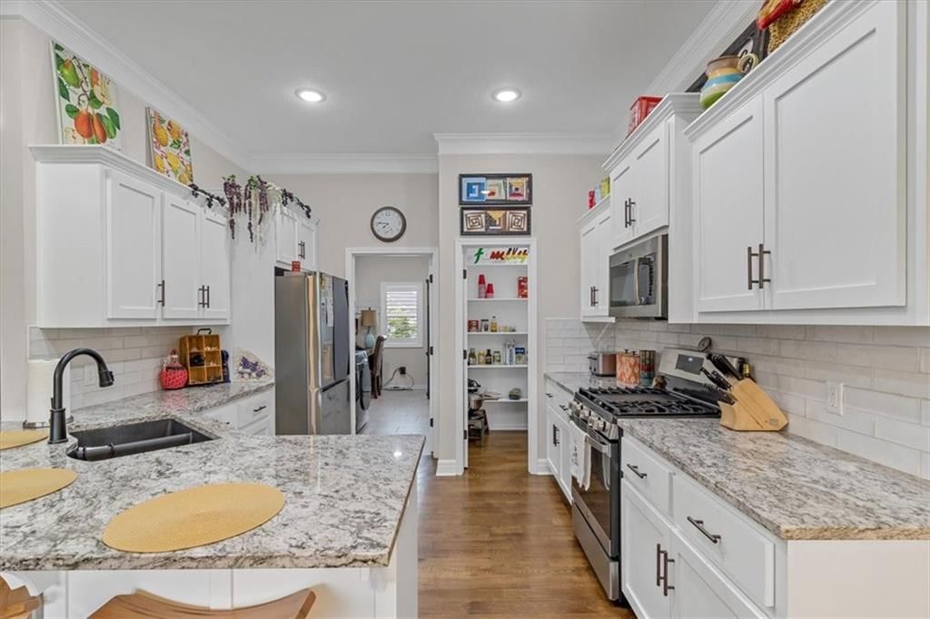 4500 Valley Ridge Drive — photo 9