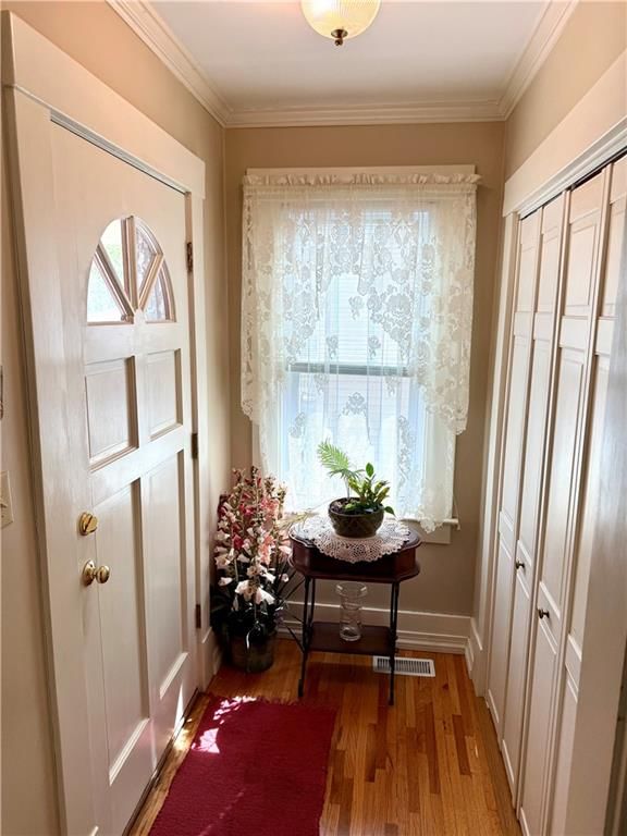 2926 Mitchell Avenue — photo 5