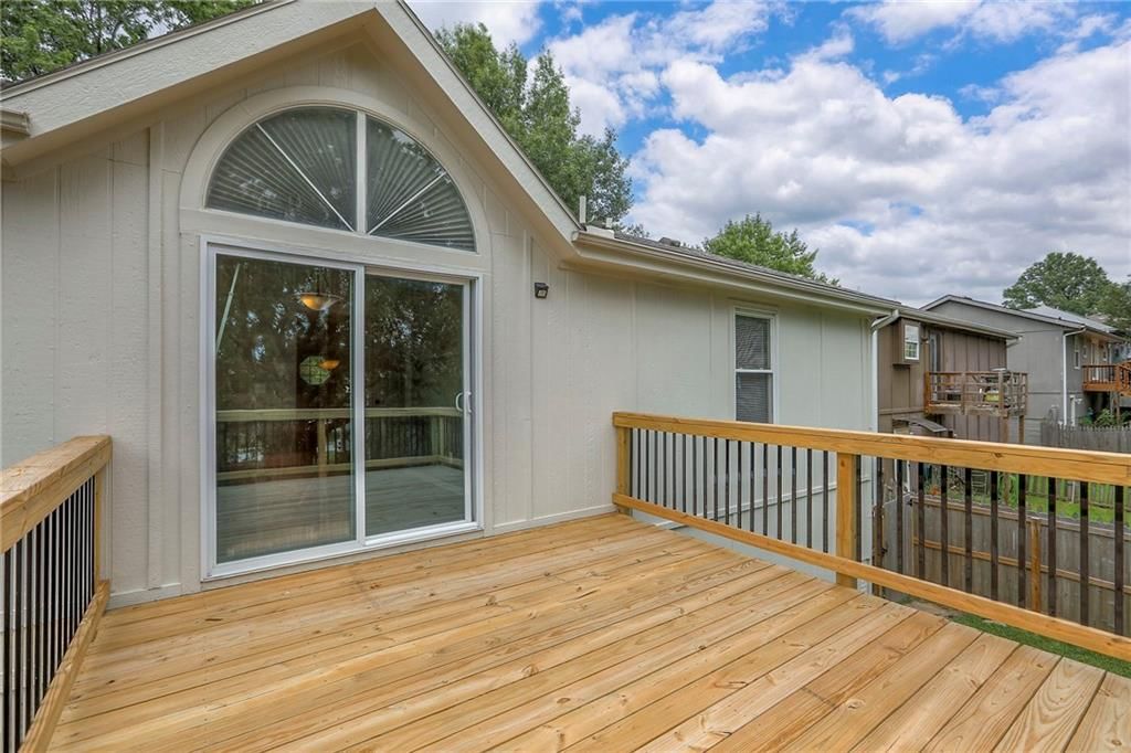 109 NW 111th Terrace — photo 32