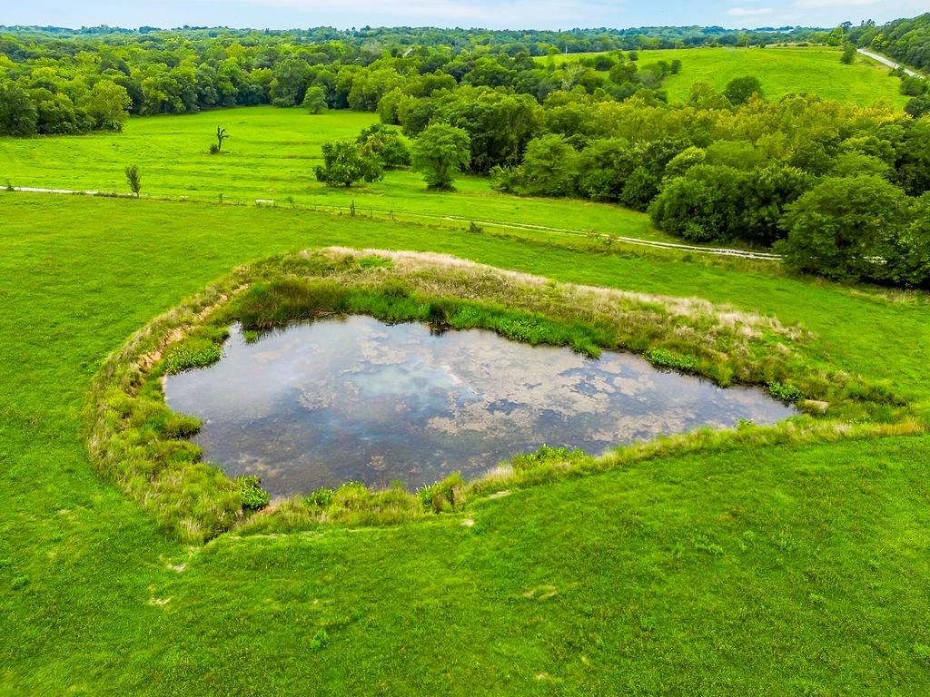 53+/- acres V Highway — photo 4