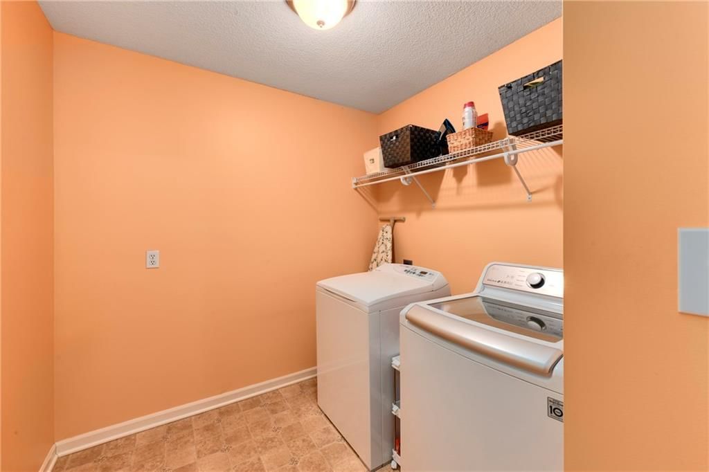 800 Ash Court — photo 24