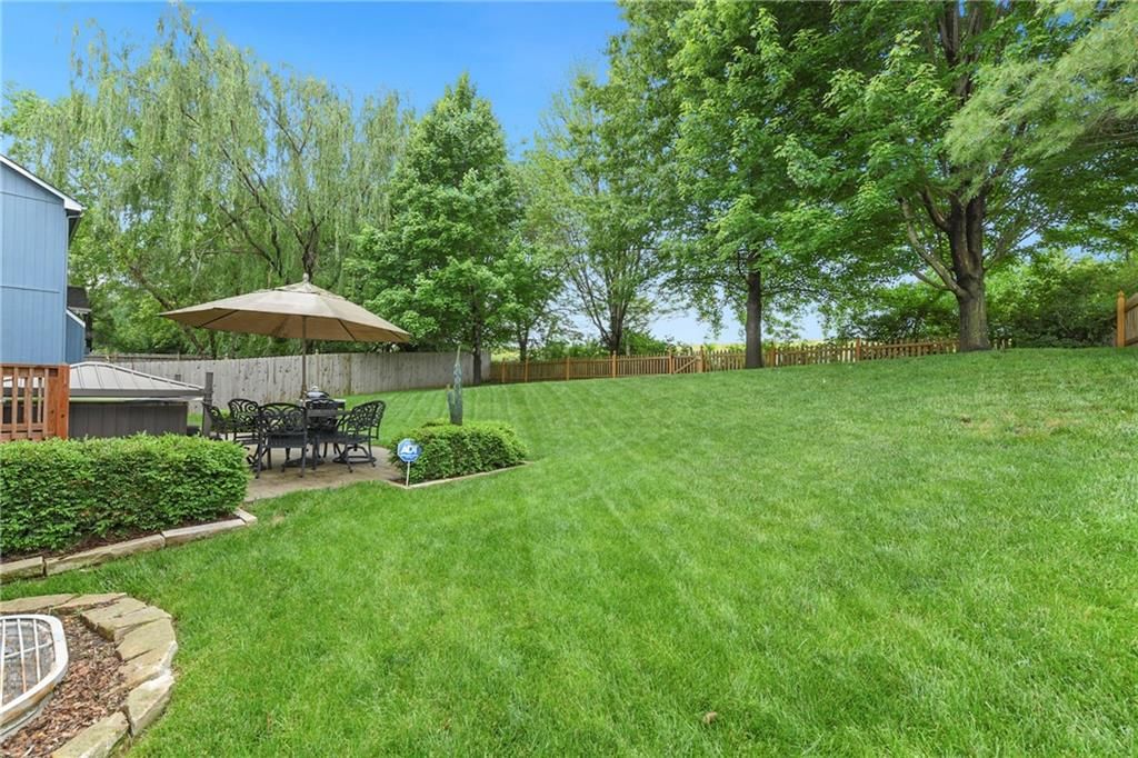 800 Ash Court — photo 42