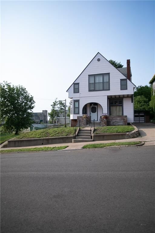 1017 Angelique Street — photo 36