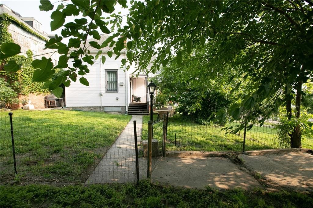 1017 Angelique Street — photo 41